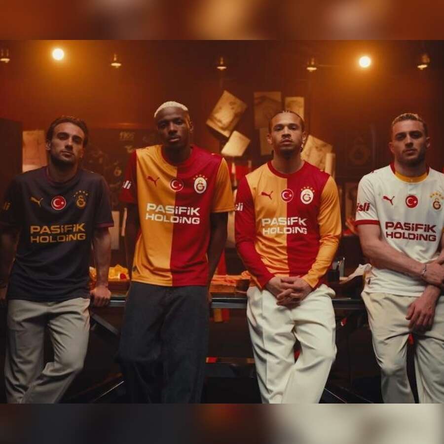 Galatasaray yeni sezon formalarını görücüye çıkarttı
