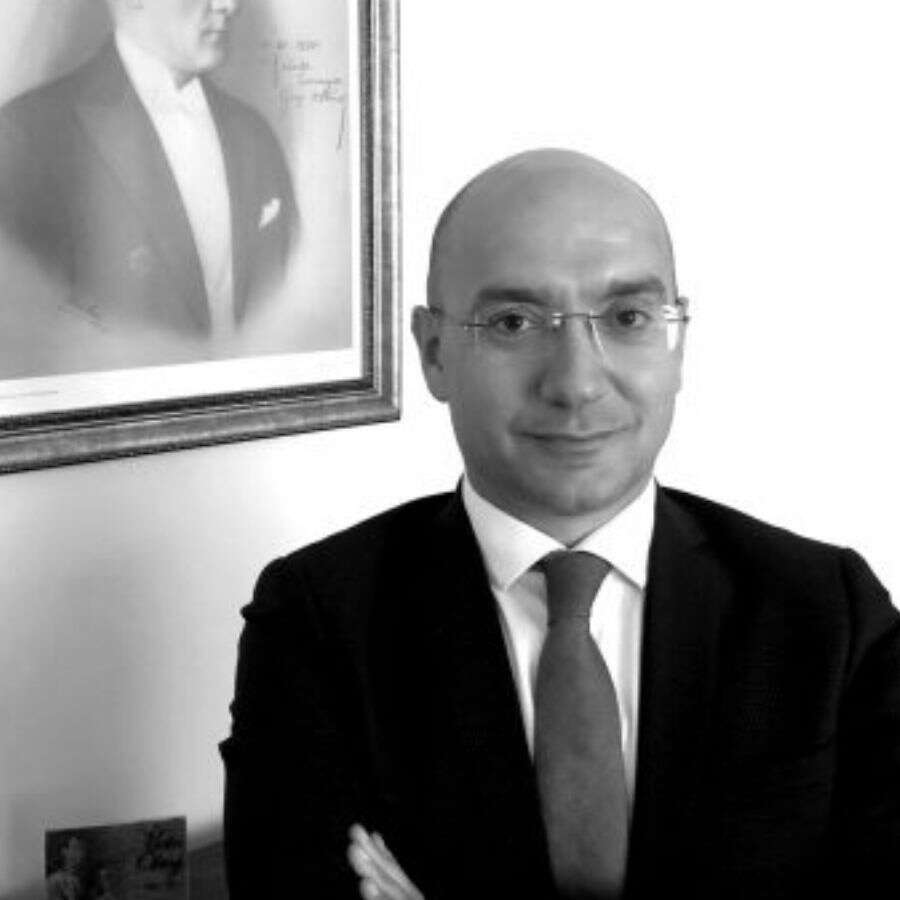 Deniz Göktaş'ın avukatı Metin Sinan Aslan kimdir? Fatih Altaylı ve İBB davasını üstlenmiş