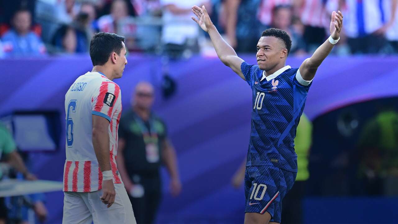 Paraguay'ı eleyen Fransa çeyrek finalde