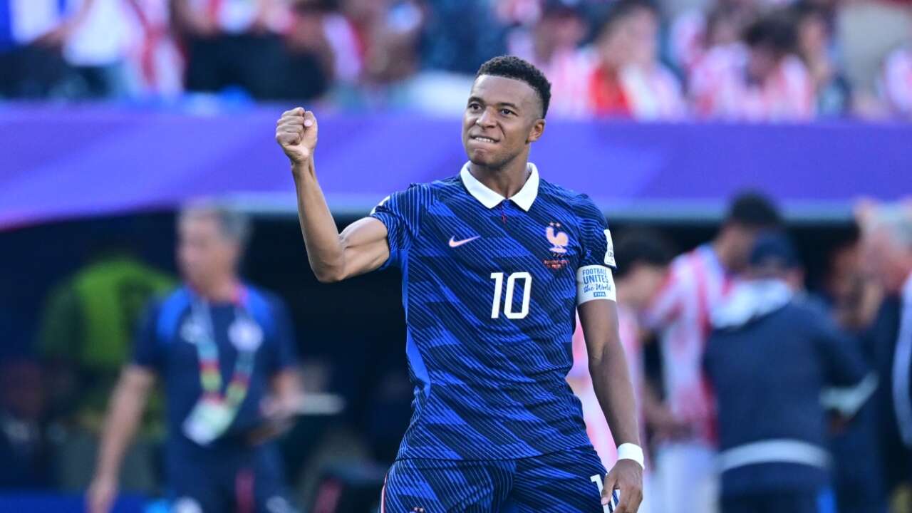 Kylian Mbappe Paraguay maçı sonrası çılgına döndü! Futbol tarihine geçecek açıklamalar: "Ellerimizi boka sokmamız gerekiyorsa ellerimizi boka sokarız"