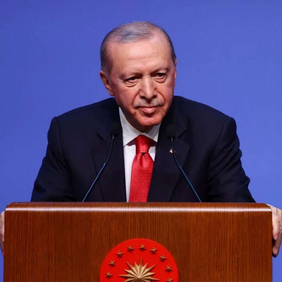 Erdoğan'dan NATO liderlerine tabanca hediyesi
