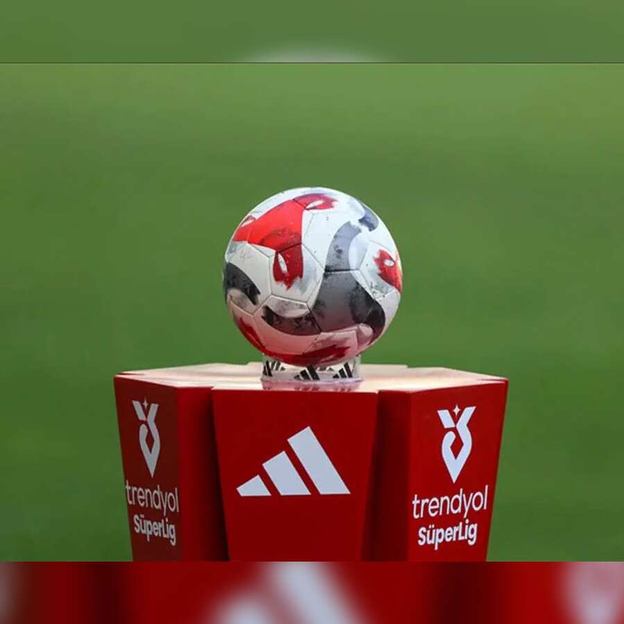 Süper Lig'de fikstür çekimi gerçekleşti! Derbi haftaları belli oldu