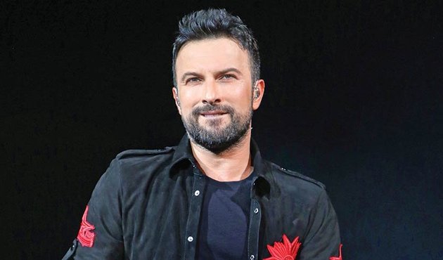 Tarkan paylaştı, genç kızlar çıldırdı!