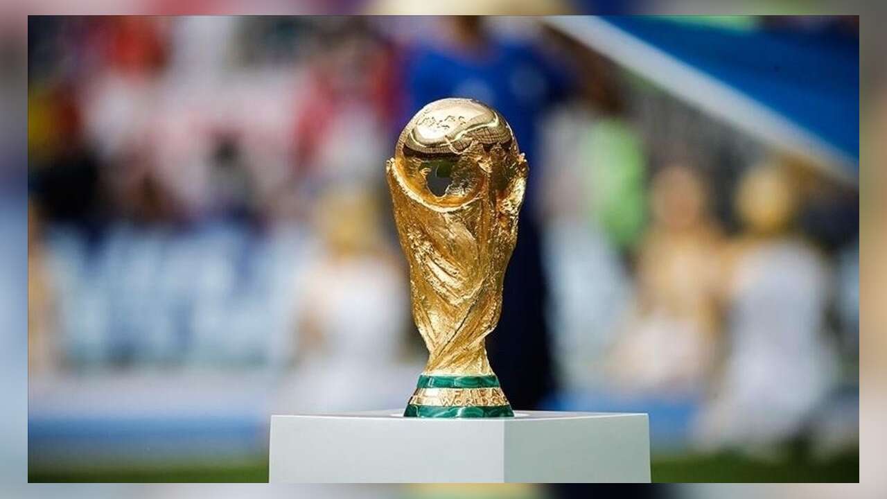 FIFA bunu da yaptı! Dünya Kupası finalinin oynanacağı çimleri 3 bin dolara satacaklar