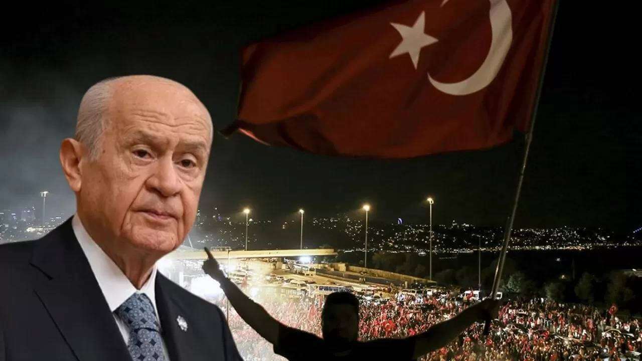 MHP'den kritik 15 Temmuz mesajı: Türk milletinin tarih boyunca verdiği bağımsızlık mücadelesinin son halkalarından biri