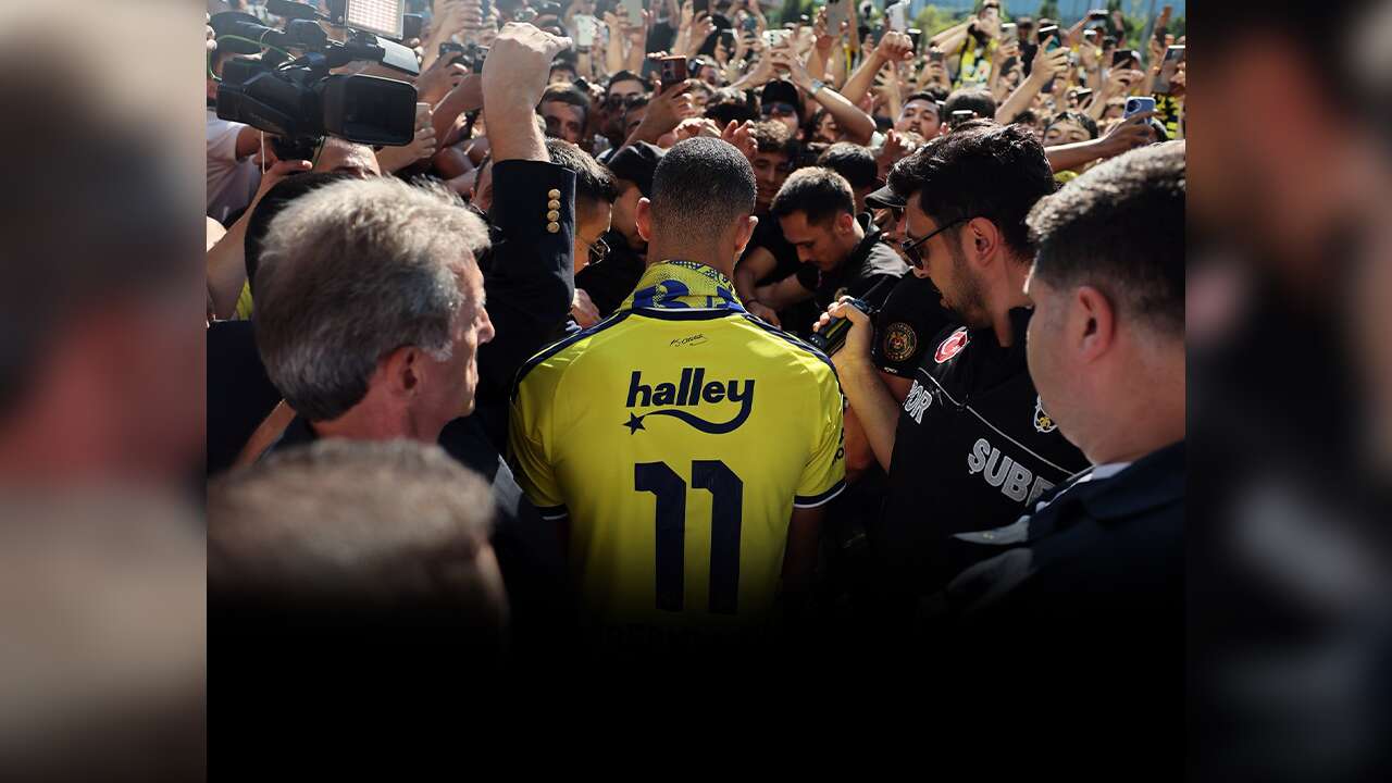 Fenerbahçe'nin yeni transferi Mason Greenwood İstanbul'da