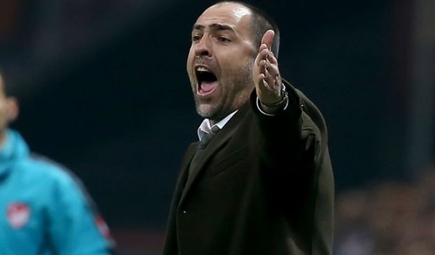 Tudor'dan çok konuşulacak gönderme!