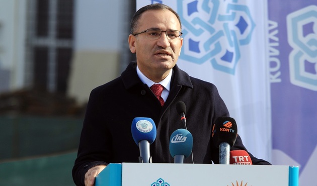 "Kimin öğretmen olacağına Danıştay karar veremez"