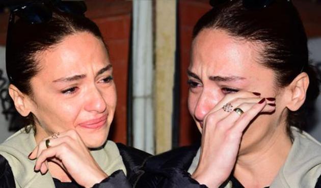 Sinem Öztürk sokak ortasında gözyaşlarına boğuldu!