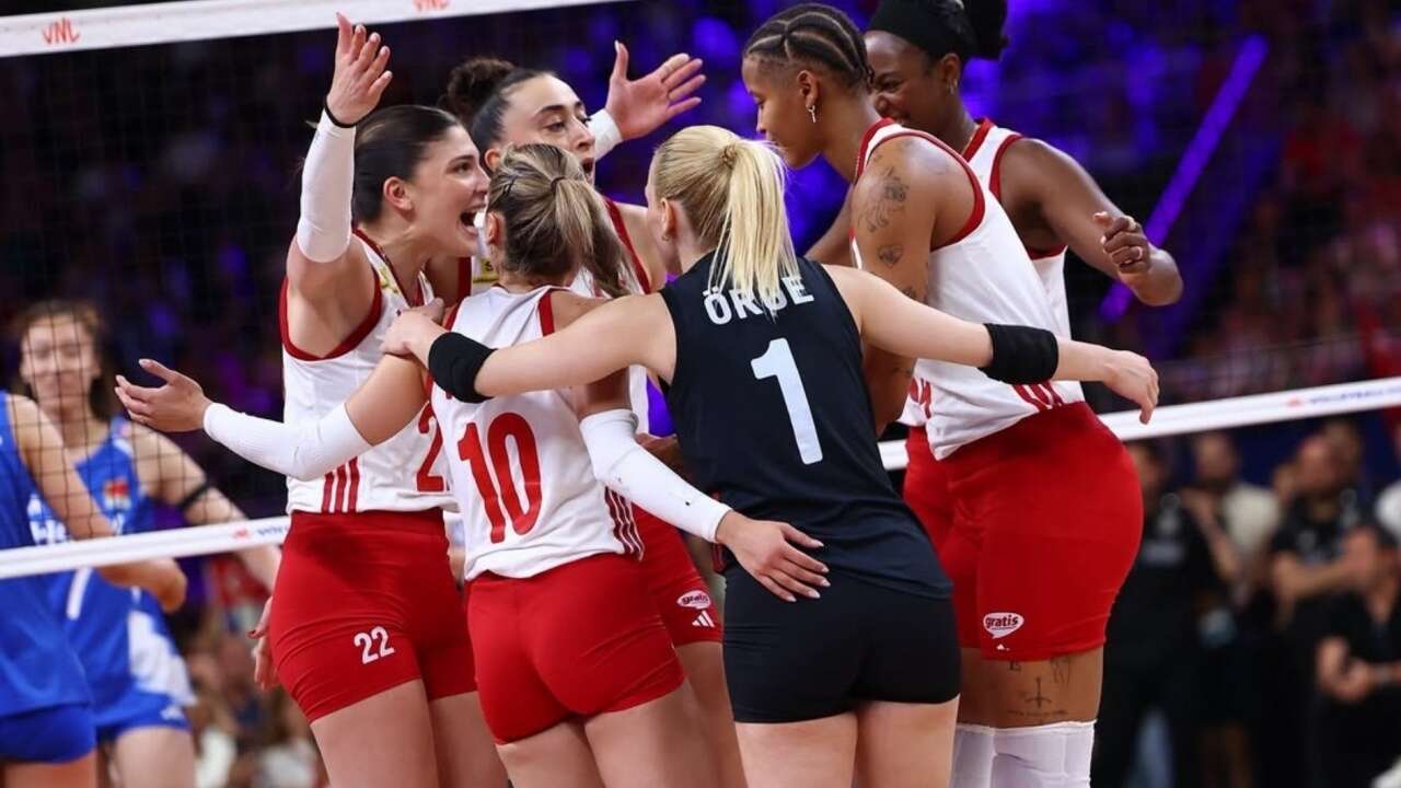 Kanada'yı devirdik, yarı finaldeyiz! Gururumuz Filenin Sultanları! İşte yarı finaldeki rakiplerimiz...