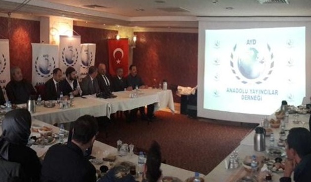 Medyada ayrımcılığa tokat gibi yanıt! Yeni Şafak o ödülü reddetti...