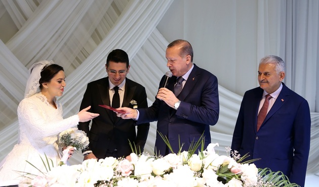 Cumhurbaşkanı Erdoğan İstanbul'da nikah törenine katıldı!