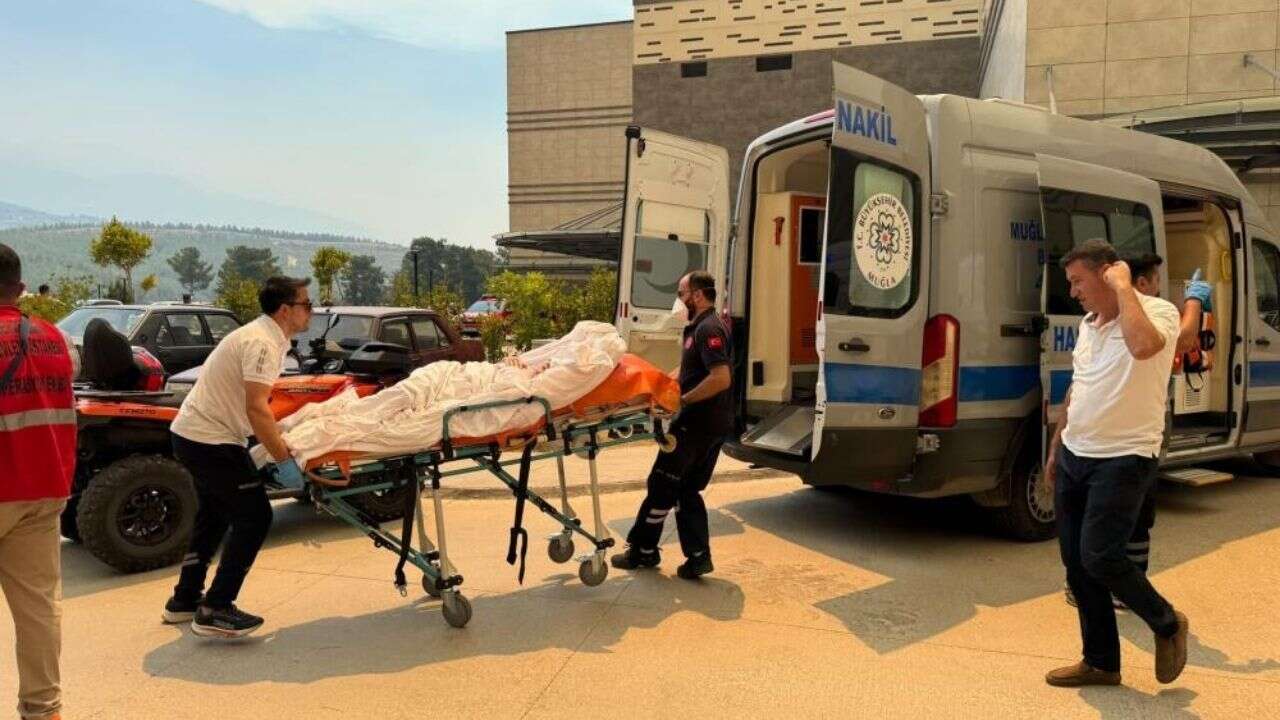 Muğla'da orman yangını: Seydikemer Devlet Hastanesi  tahliye ediliyor