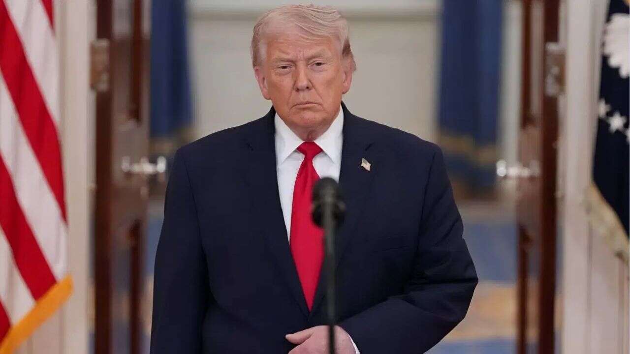 Trump'tan tehdit: İran'ı çok sert bir şekilde vuracağız