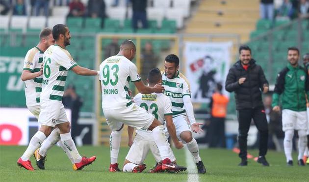 Zorlu maçın kazananı Bursaspor oldu!