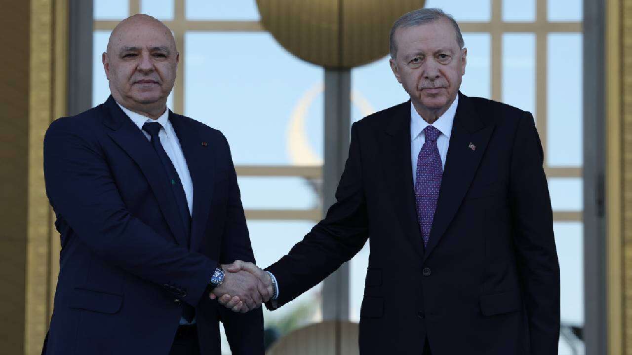 Ankara'da tarihi zirve! Erdoğan bölgeye sallayacak kararı resmen duyurdu: Lübnan'a askeri desteğimiz sürecek