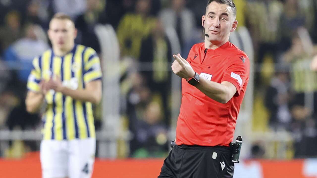 Fenerbahçe - Sturm Graz eşleşmesini yönetecek hakemler açıklandı: İlk maça İngiliz, ikinci maça İspanyol hakem