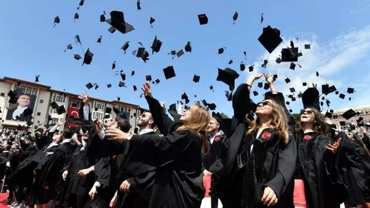 İşverenlerin en çok tercih ettiği 10 üniversite belli oldu! Listenin ilk sırasında ne Koç var ne ODTÜ