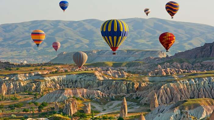 Turist sayısı azaldı, İlk 6 ayda 25,7 milyar dolar turizm geliri elde edildi