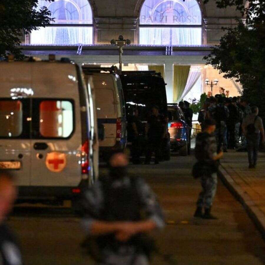 Moskova'nın göbeğinde müşterilerin ortasında kendisini patlattı: Bilanço ağır