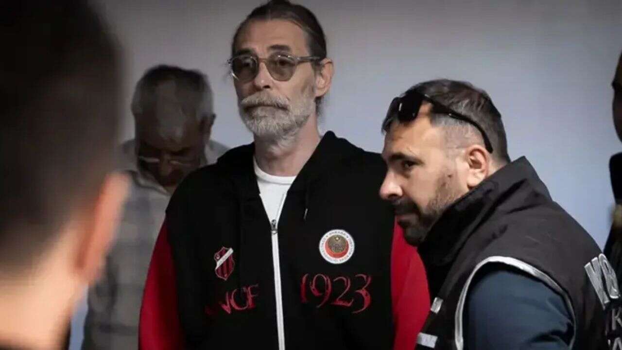Erdal Beşikçioğlu ve 39 kişi tutuklandı!