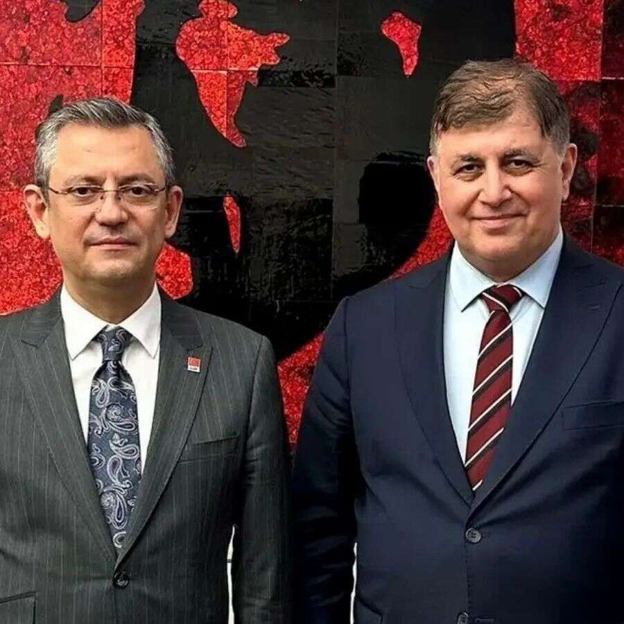 İzmir Büyükşehir Belediye Başkanı Cemil Tugay'dan bomba sözler: Özgür Özel'in telefonunu açmadım