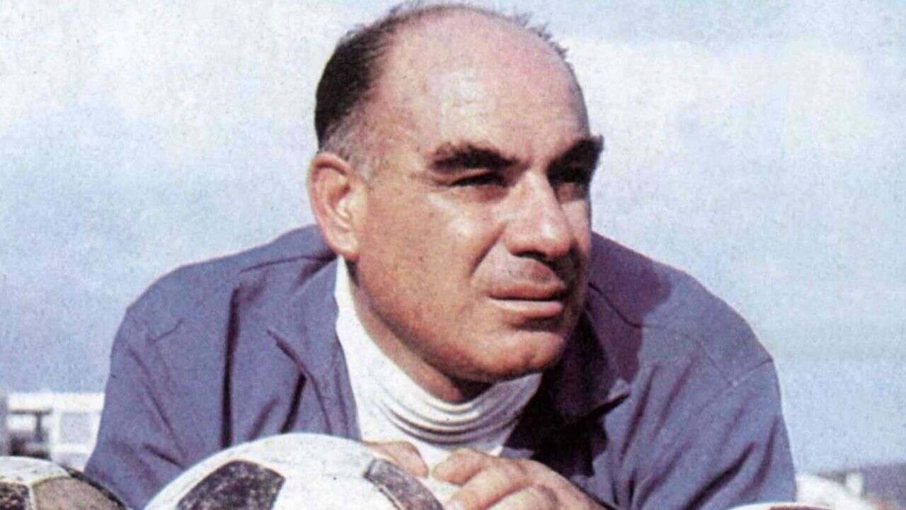 Adnan Süvari kimdir? Adnan Süvari hangi takımlarda oynadı?