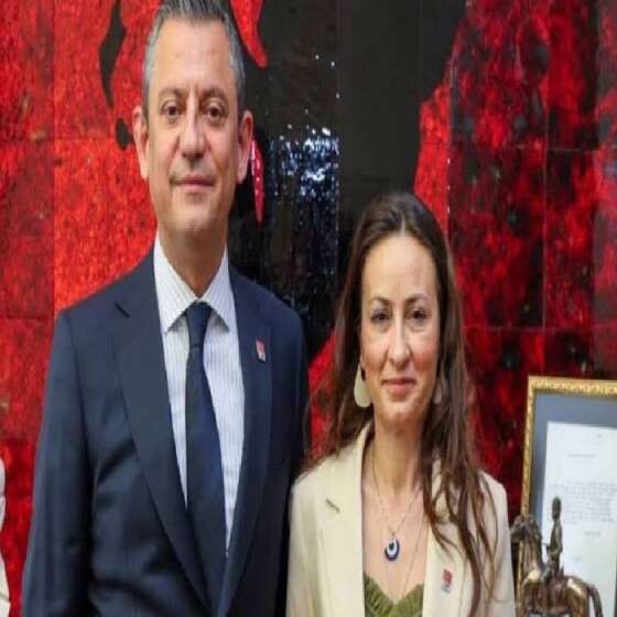 Rüşvet soruşturması Yeni Parti'ye sıçradı: Özgür Özel'e büyük şok! Manisa İl Başkanı İlksen Özalper gözaltına alındı