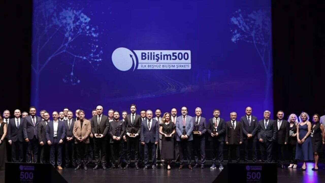 Bilişim 500’de zirvenin sahibi Türk Telekom oldu!