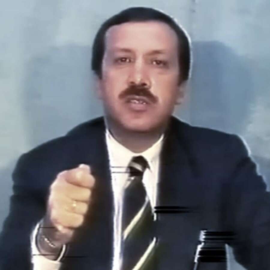 Erdoğan'ın arşiv görüntüleri çıktı! 32 yıl önce ne söylediyse hepsini çözmüş!