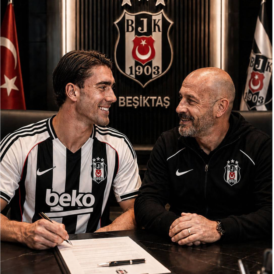 Beşiktaş dünyaca ünlü golcüsüne kavuşuyor! Dusan Vlahovic'in geliş saati belli oldu