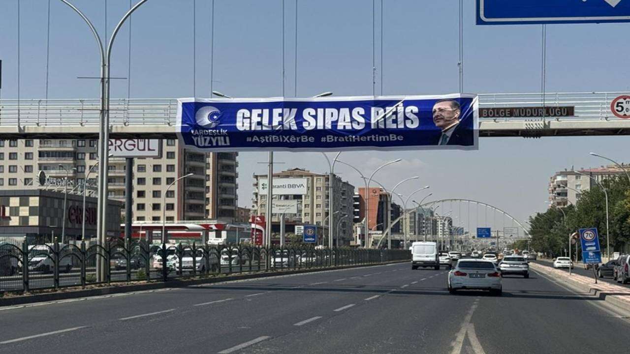Meclis'teki kritik karar sonrası Erdoğan'a Kürtçe teşekkür: Metni görenler dönüp bir daha baktı
