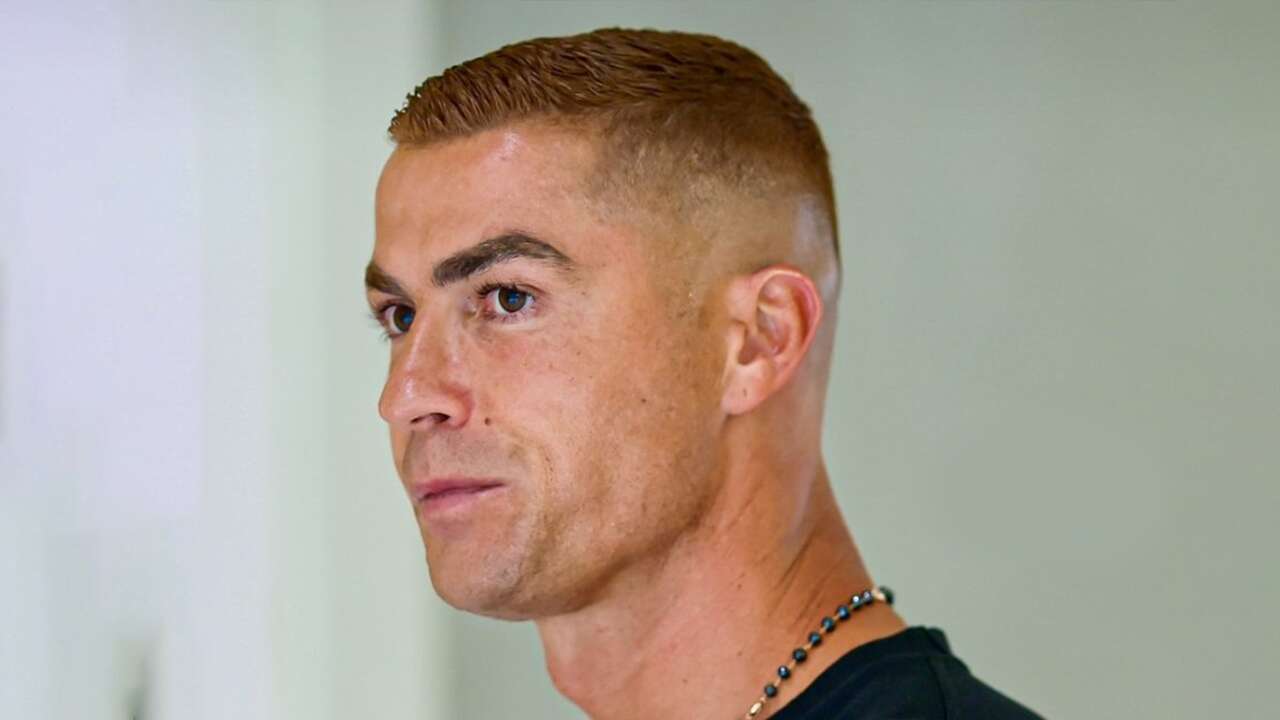Ronaldo yeni tarzıyla şaşırttı
