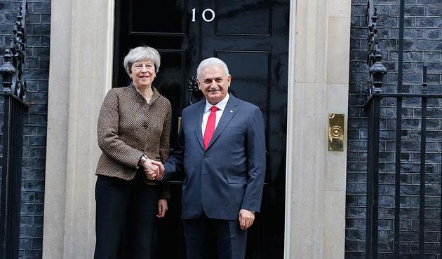 Başbakan Yıldırım, İngiltere Başbakanı May ile görüştü!
