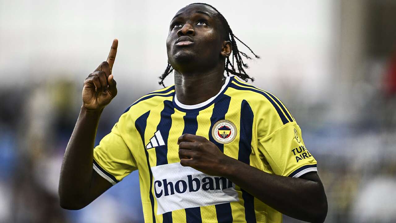 Sidiki Cherif İngiltere'ye gitti