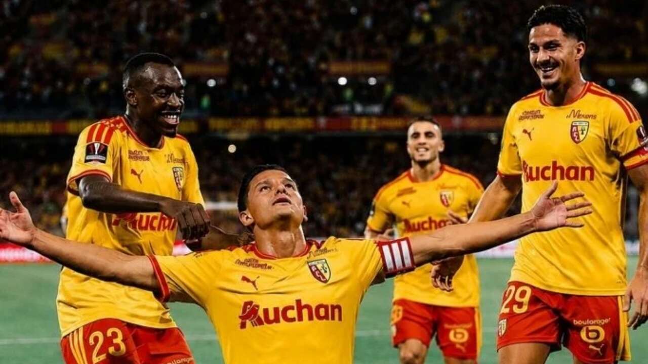 Lens'ten tarihi başarı! Fransa Süper Kupası'nı PSG'nin elinden aldılar