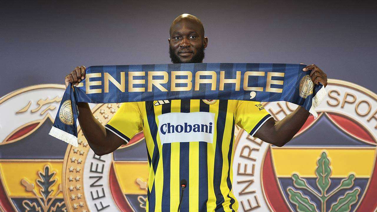 Fenerbahçe'de Romelu Lukaku UEFA listesine bildirildi