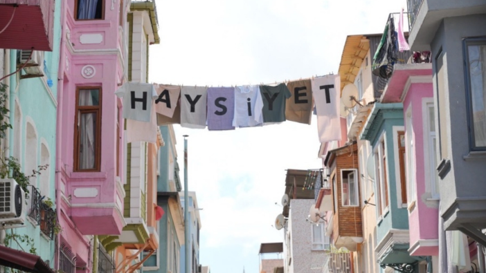 Çukur’un izinde: Balat sokakları bu kez Haysiyet diye sallanıyor