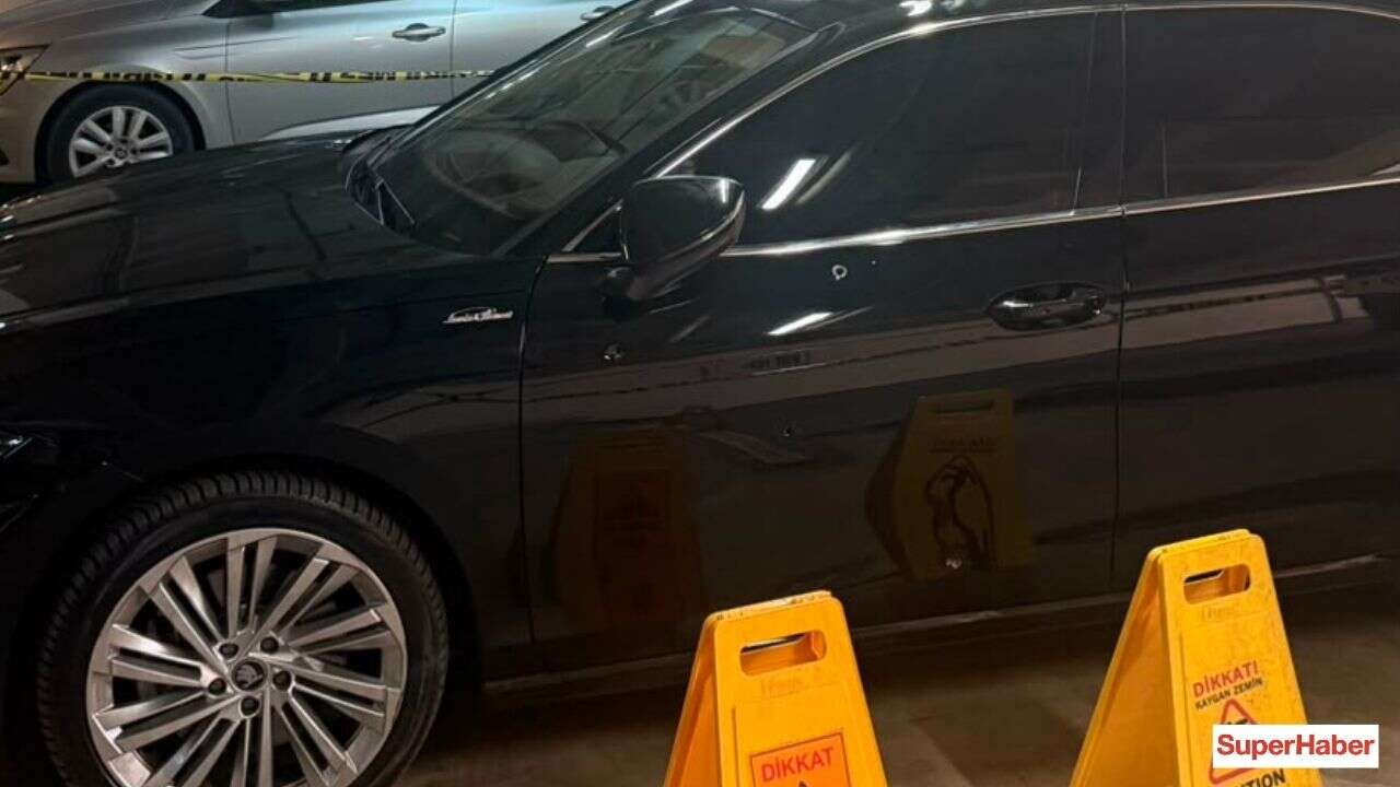 Çiğli Belediye Başkanı Onur Emrah Yıldız'ın aracına silahlı saldırı