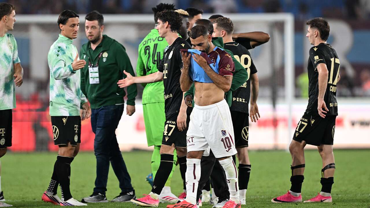 Trabzonspor, sahasında Ferencvaros'a 1-0 mağlup oldu
