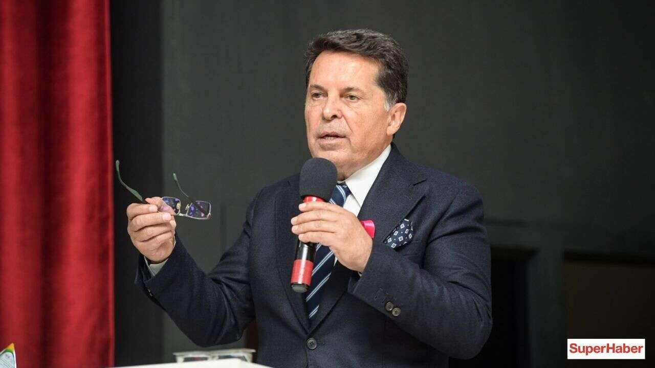 Ahmet Özer'e hapis cezası ve memuriyet yasağı geldi