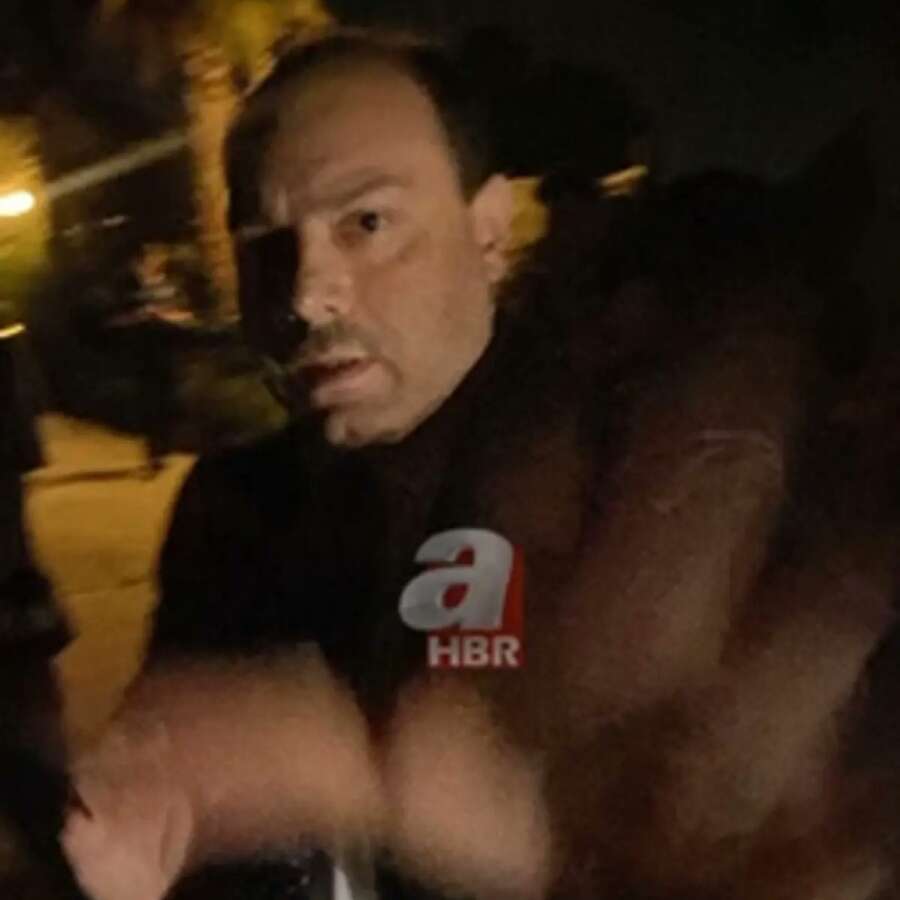 Alihan Kuriş'in Üsküdar'da yakalandığı anlar ilk kez görüntülendi! "Teslim oldu" deniyordu, gizli bölmede bulundu...