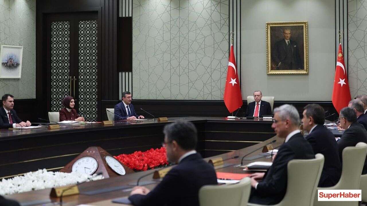 Cumhurbaşkanlığı Kabinesi 3. kez Ahlat'ta toplanıyor! Cumhurbaşkanı Erdoğan ve Bahçeli Selçuklu Meydan Mezarlığı'nda buluşacak