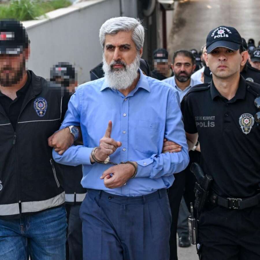 Alparslan Kuytul'un "müceddid" maskeli rant ağı! Önce tahrik ettiler, sonra 370 dava açıp örgüte finans sağladılar