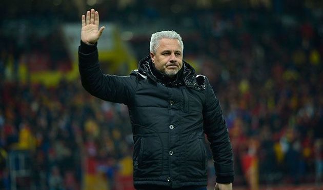 Kayserispor-Başakşehir maçında gerilim arttı!