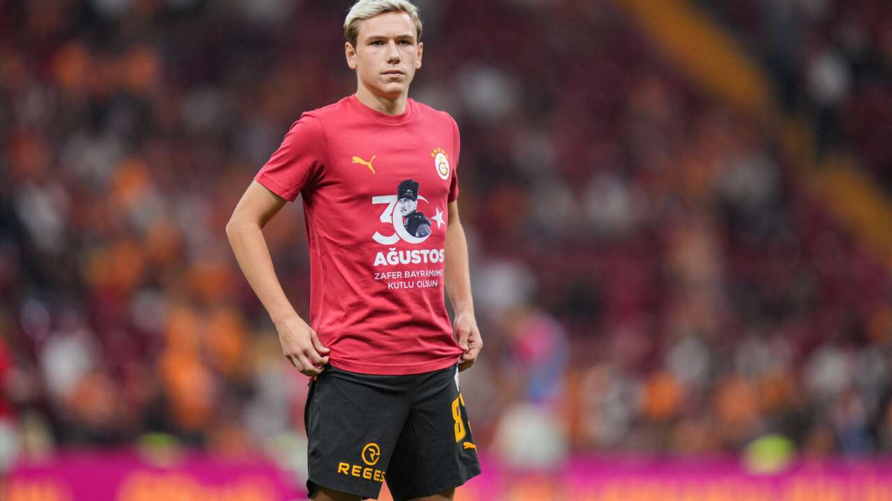 Galatasaray'da Aleksey Batrakov siftah yaptı