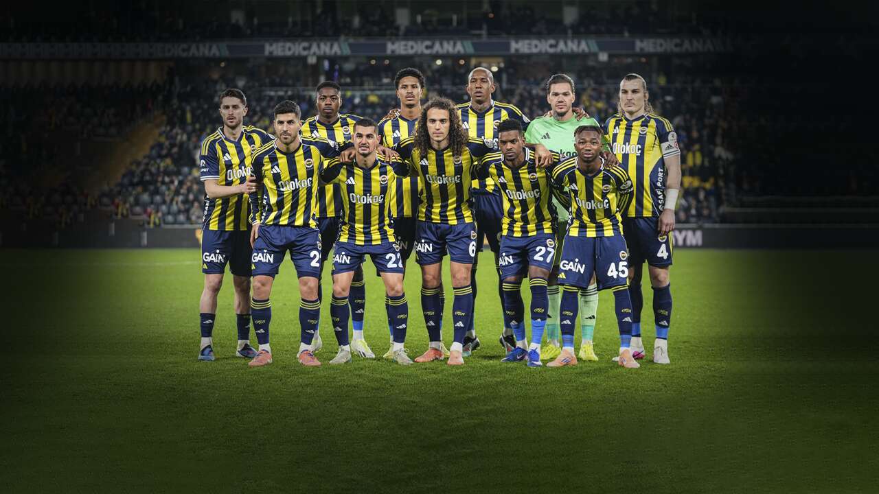 Fenerbahçe'de iki ayrılık, bir geri dönüş