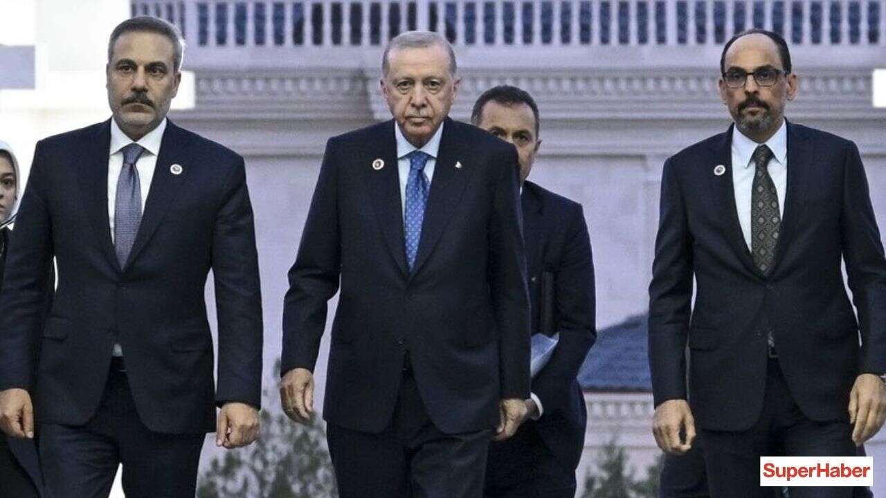 İbrahim Kalın'ın yeni tarzı! Fotoğrafı gören dönüp tekrar baktı