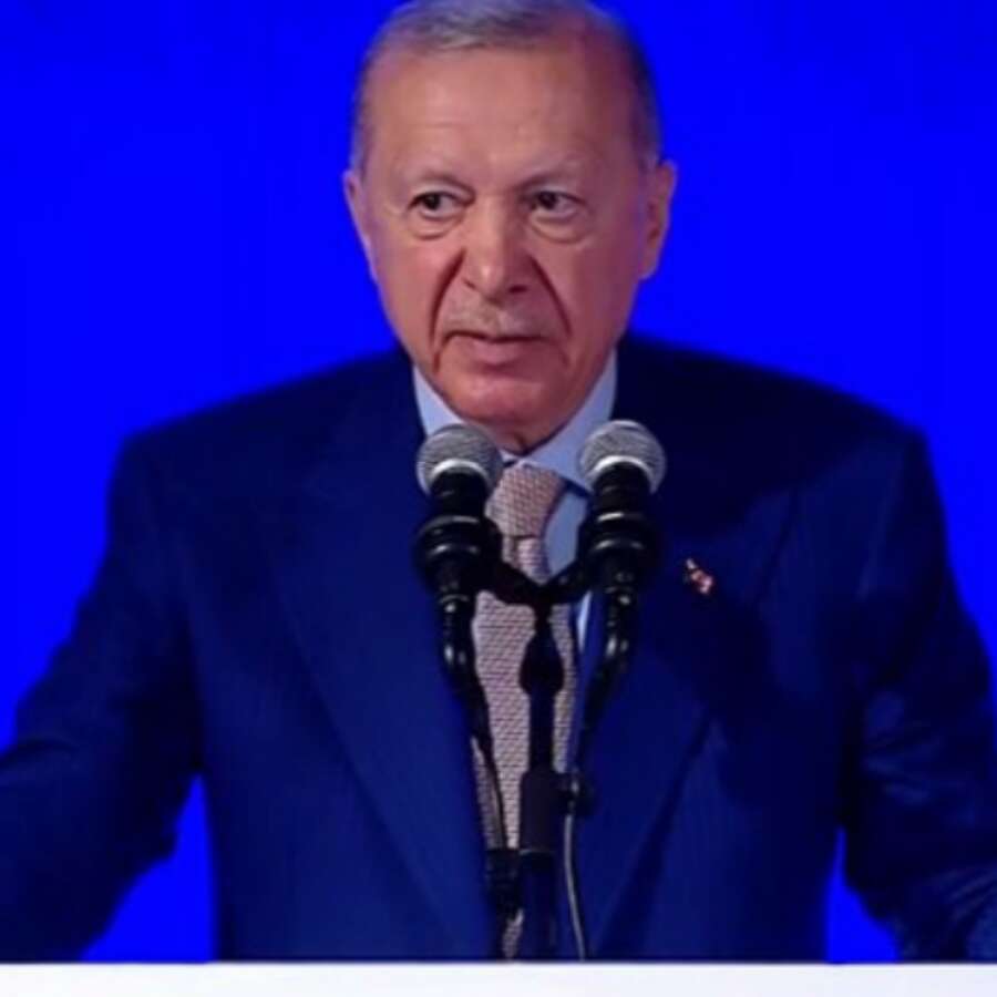 "Mazisi olmayanın atisi olamaz!" diyen Cumhurbaşkanı Erdoğan'dan sert mesaj: En önemli kitap katliamları darbe dönemlerinde yapıldı