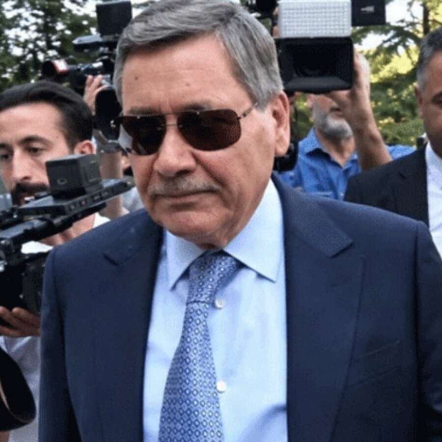 Melih Gökçek Ankara Adliyesi’nde: "Şüpheli" sıfatıyla ifade verdi! "Adaletten endişem yok, kararı merakla bekliyorum"